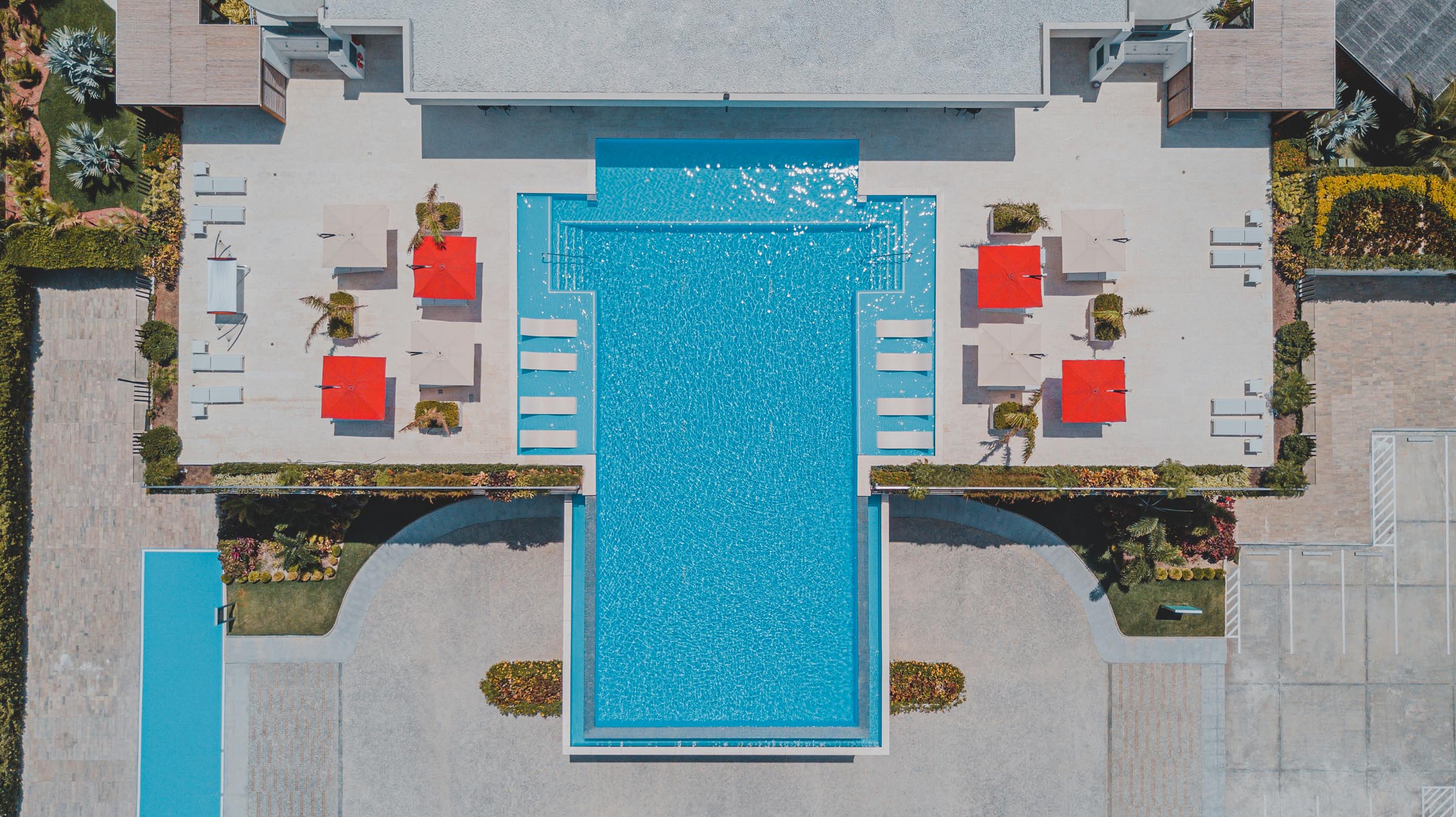 Aerial view of pool and lounge area
